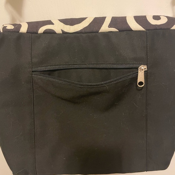 Janine King Designs cross body black and white canvas camera bag or purse - Picture 5 of 16